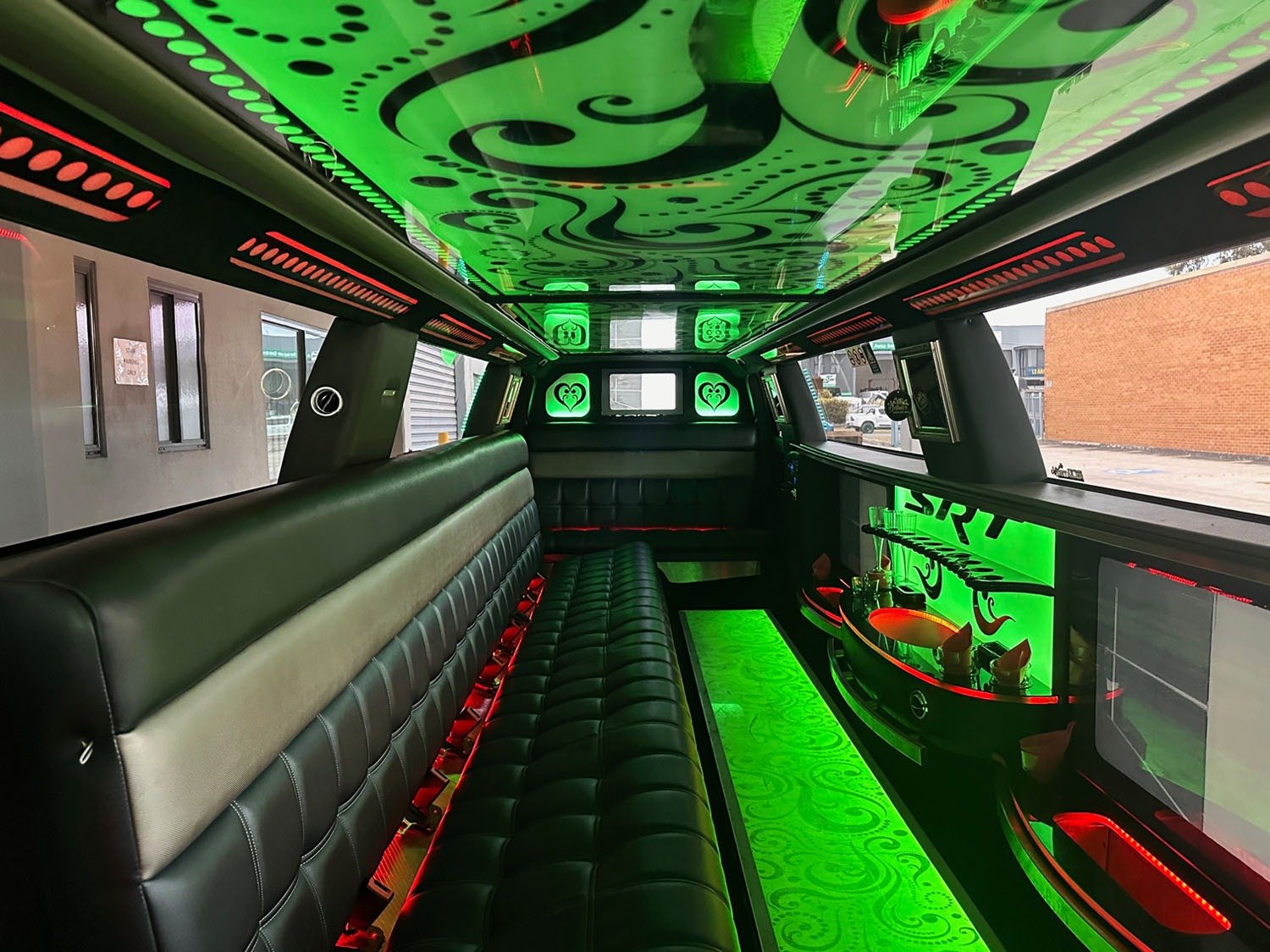 Why Choose a Stretch Limo for DC’s Special Events?