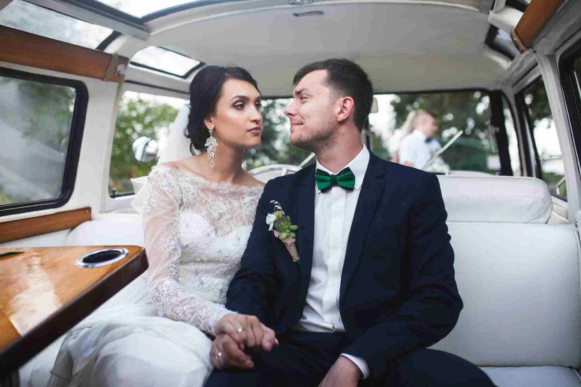 Wedding Limo Service: The Ultimate Touch of Elegance