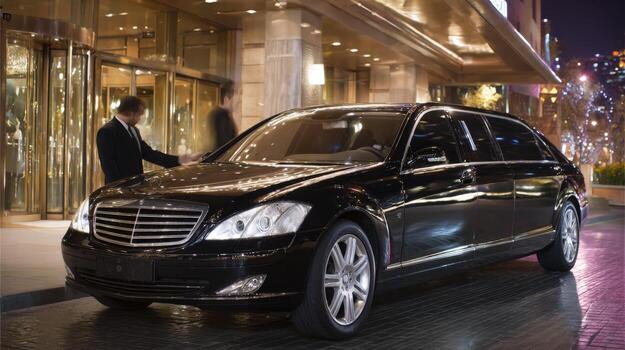 Difference Between Limo and Black Car Service