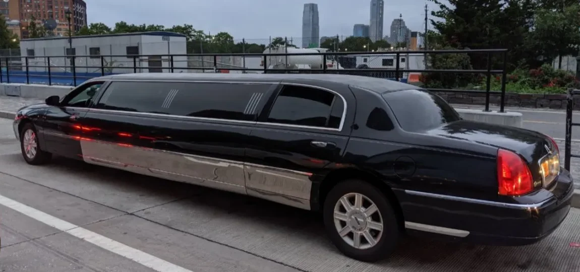 What Is the Best Limo Service for San Diego Airport