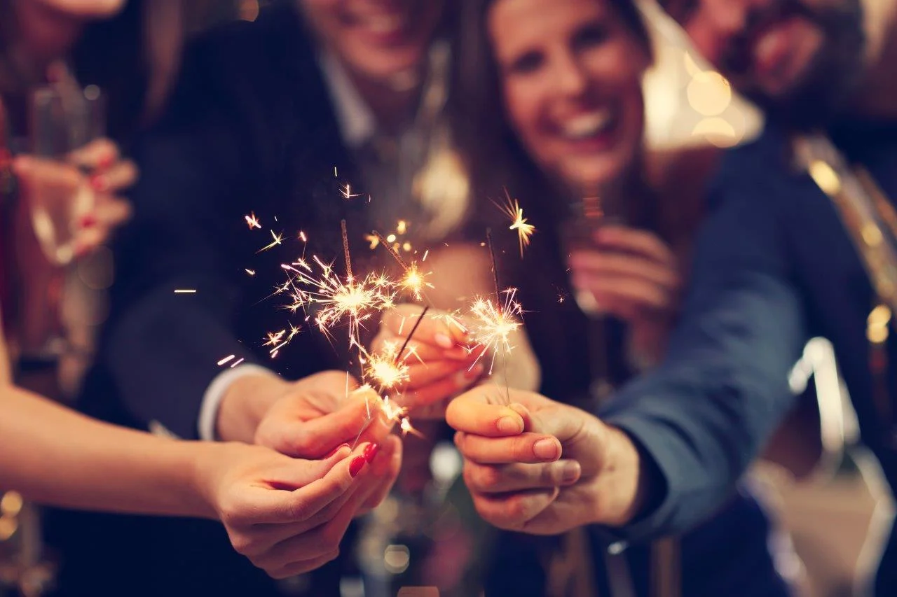 How Does a New Year’s Eve Limousine Improve Your Celebration in DC