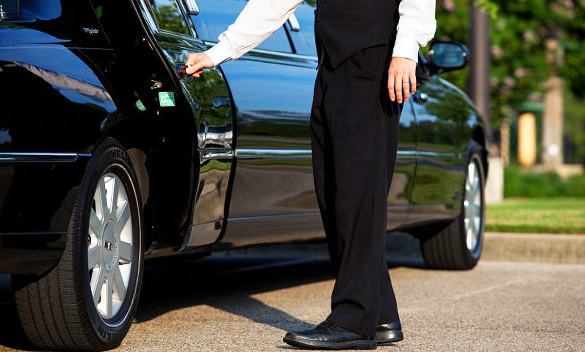 Limo Service in Chevy Chase MD