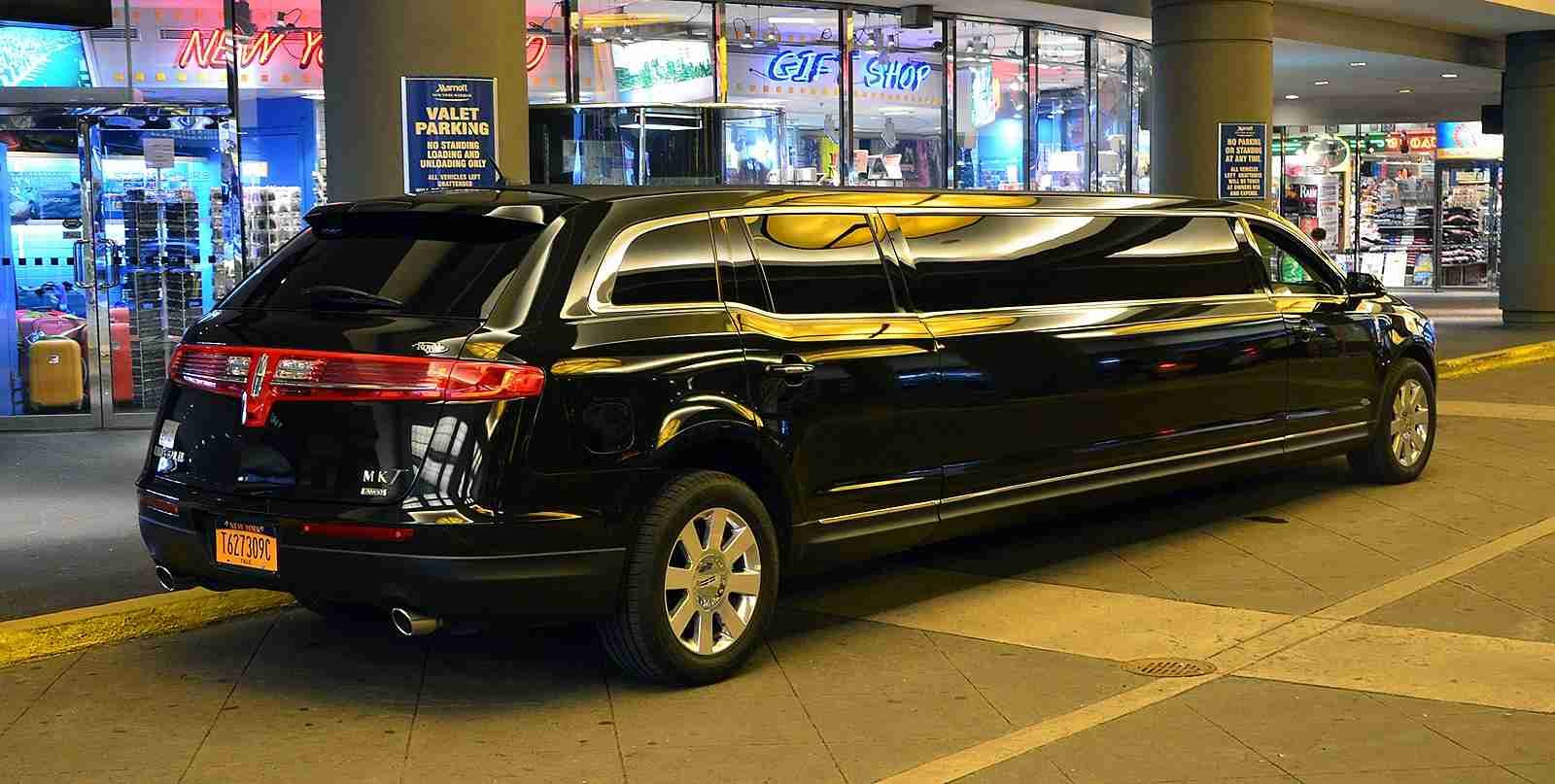 Limo Service in Germantown MD