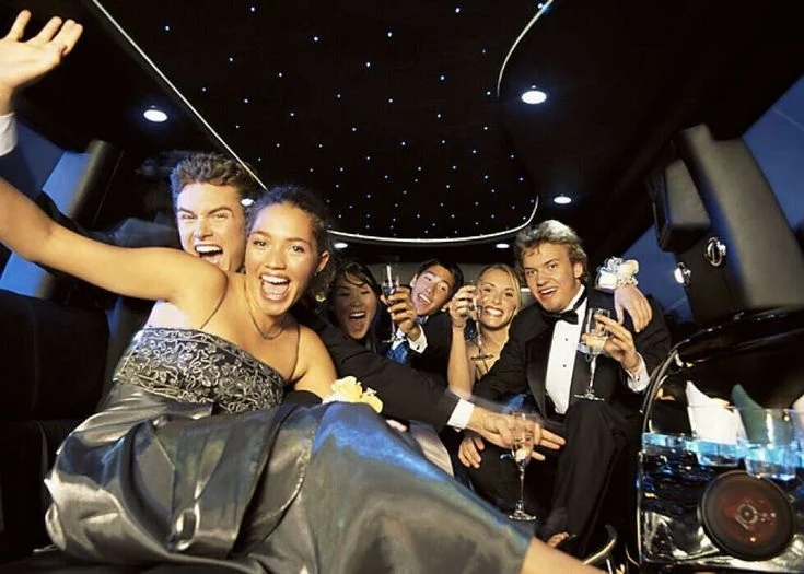 How Can You Book a New Year's Eve Limo in DC?